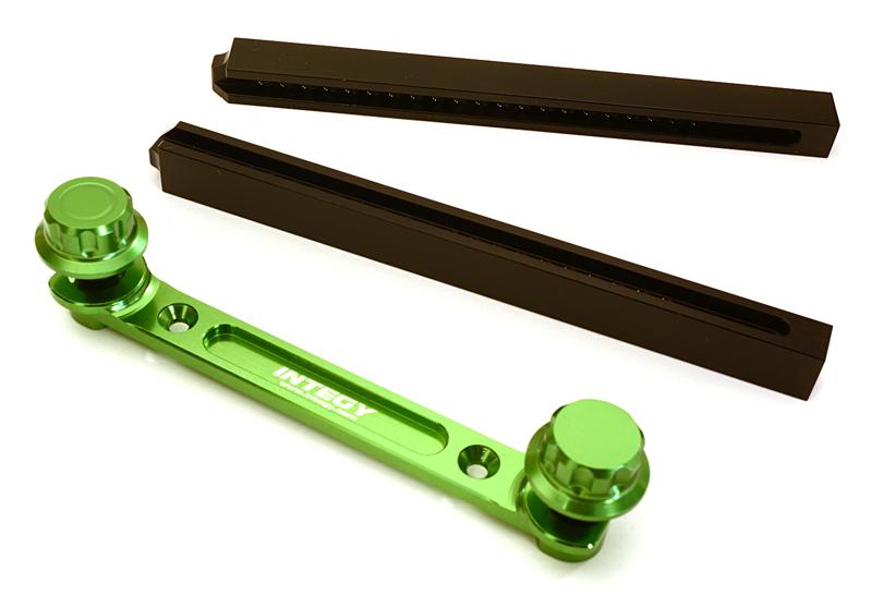 C27999GREEN Adjustable Rear Body Mount & Post Set for Traxxas TRX-4 Scale & Trail Crawler - Image 1